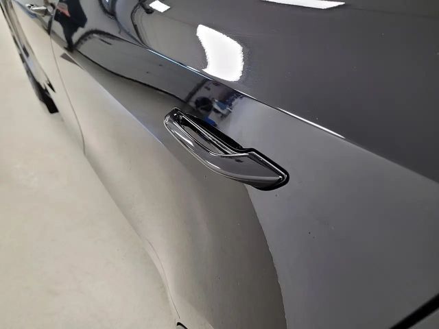 Tesla Model Y AWD Long Range