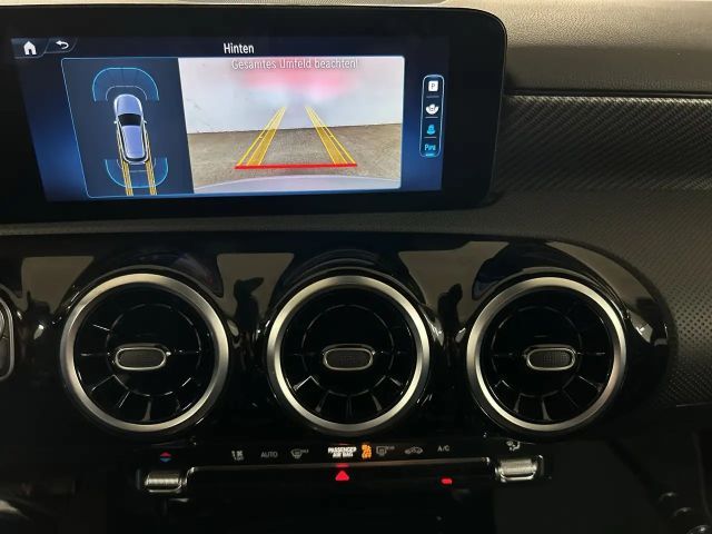 Mercedes-Benz A 180 Hatchback