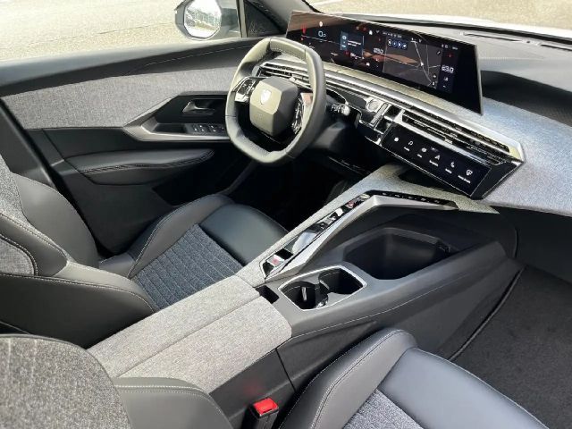 Peugeot 5008 Allure Pack Hybrid