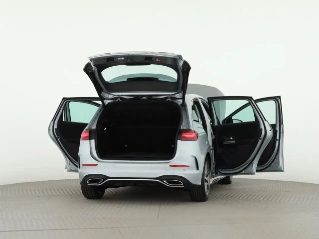 Mercedes-Benz B 200 AMG Line