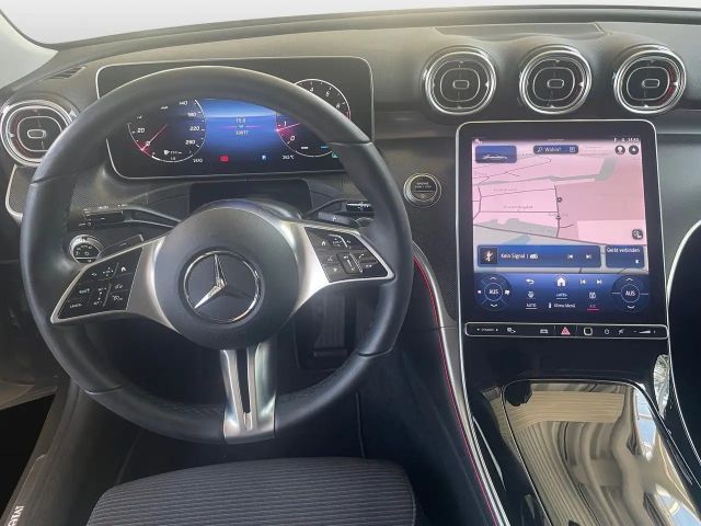 Mercedes-Benz C 180 AVANTGARDE Sedan