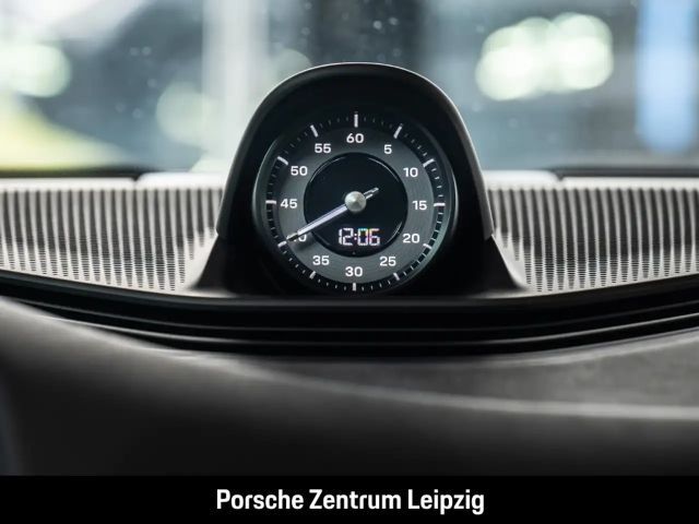 Porsche Taycan S Turbo