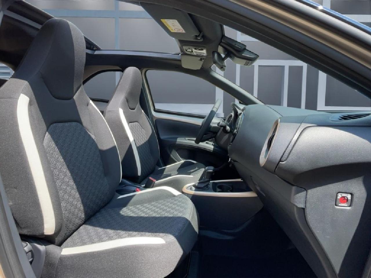 Toyota Aygo X 5-deurs Basis Team D