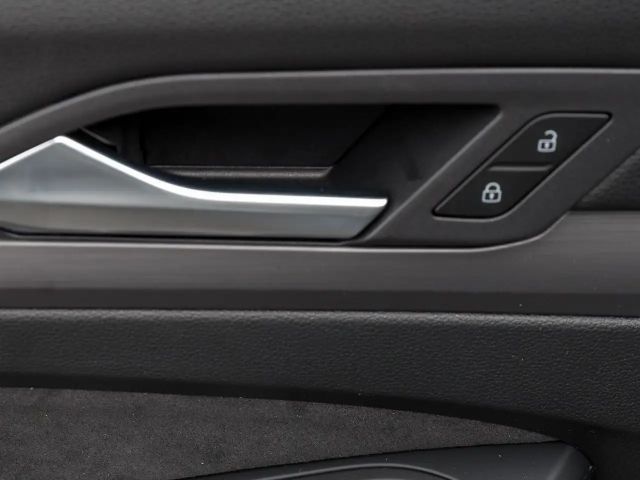 Volkswagen Golf 2.0 TDI DSG Style Variant