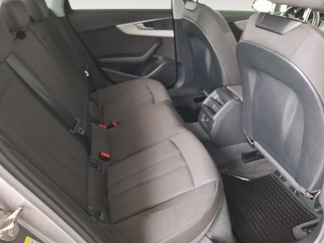 Audi A4 40 TDI Quattro Sedan