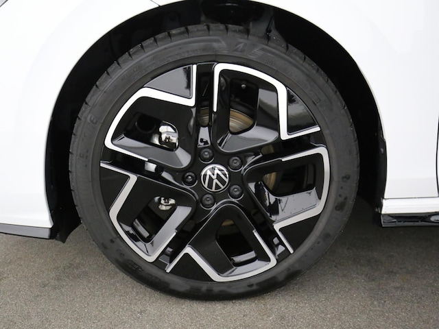 Volkswagen Golf 1.5 eTSI DSG Golf VIII R-Line
