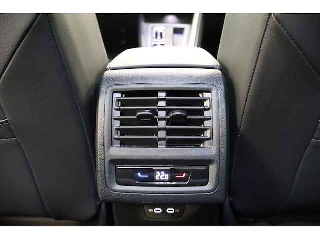 Volkswagen Golf 1.5 eTSI DSG Golf VIII