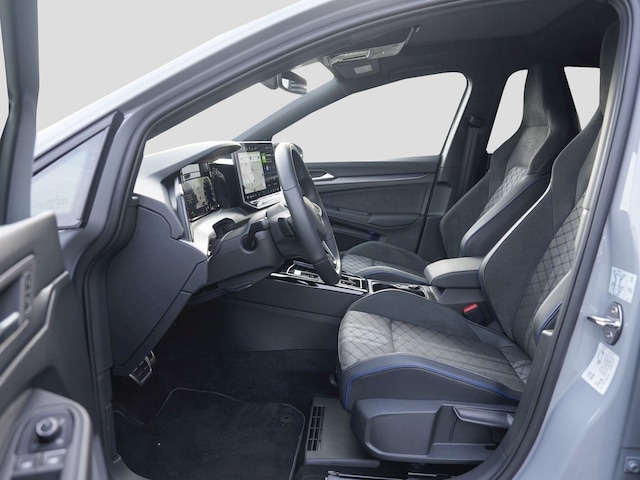 Volkswagen Golf DSG Golf VIII R-Line Style