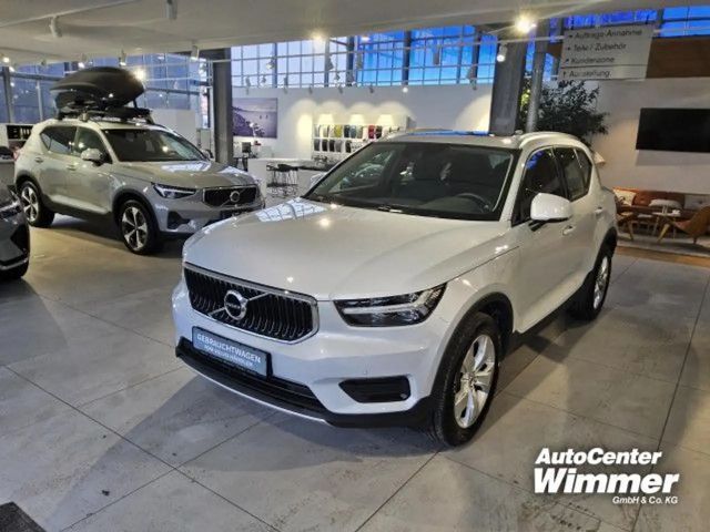 Volvo XC40 Momentum T3