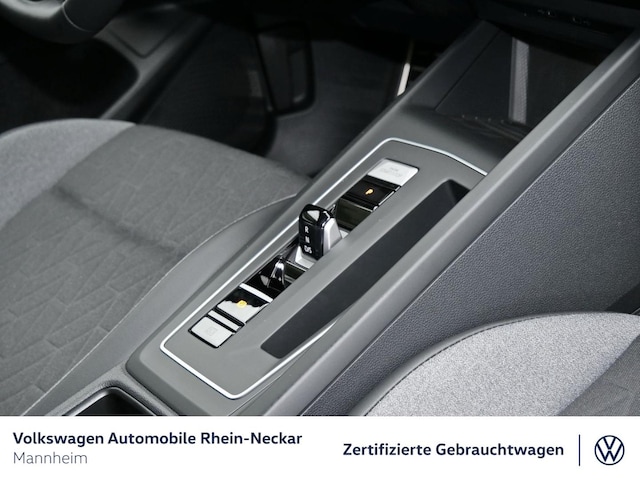 Volkswagen Golf 1.5 eTSI Golf VIII Sound