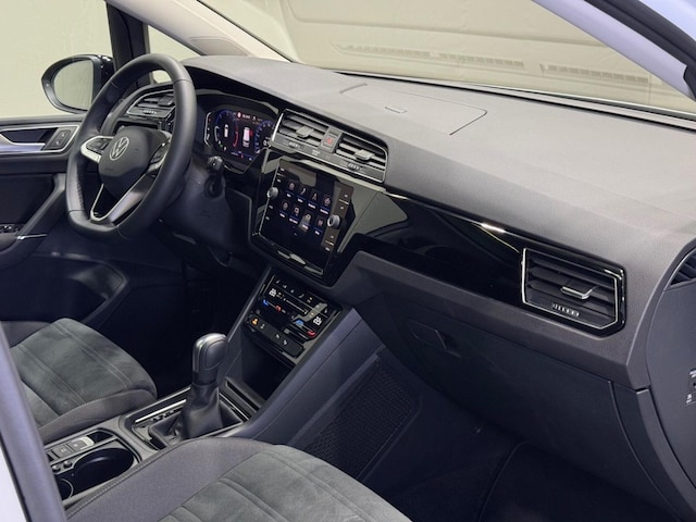 Volkswagen Touran 2.0 TDI DSG Highline Style