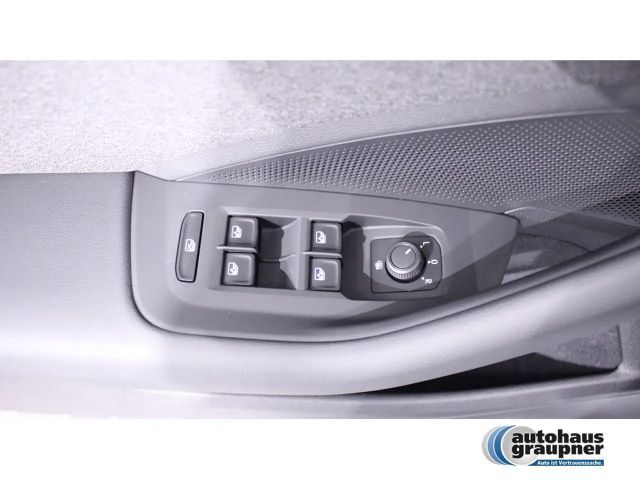 Volkswagen Passat 1.5 eTSI DSG