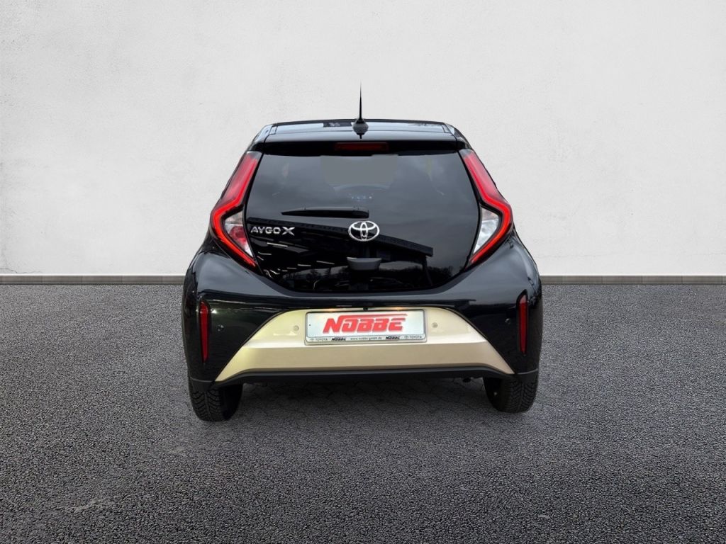 Toyota Aygo X 5-deurs Basis Team D