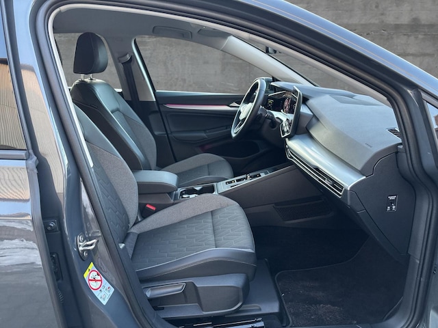 Volkswagen Golf 1.5 eTSI