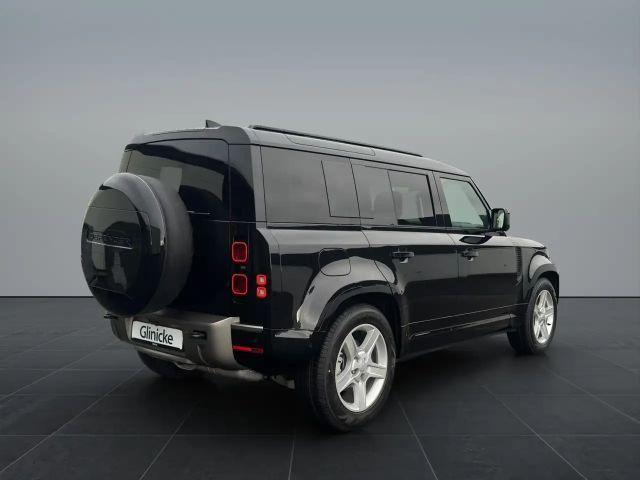 Land Rover Defender 110 D250 Dynamic SE