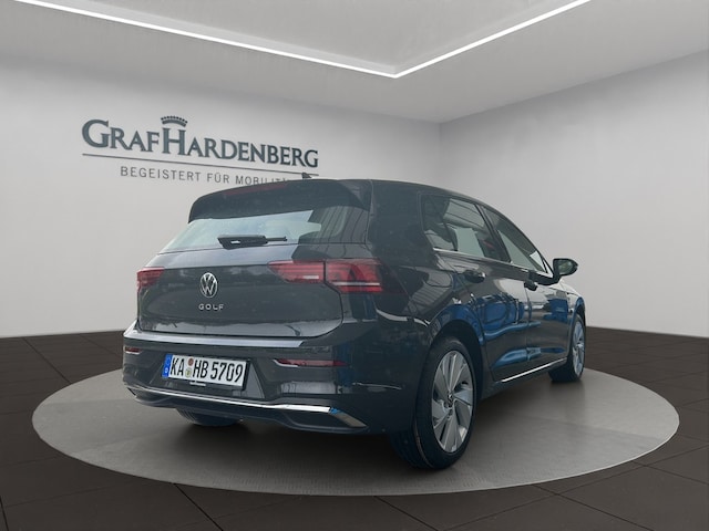 Volkswagen Golf 1.5 TSI Golf VIII Style