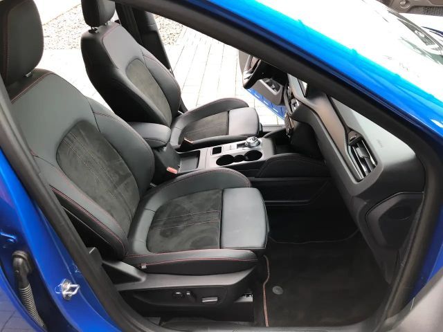 Ford Kuga Hybrid ST Line X