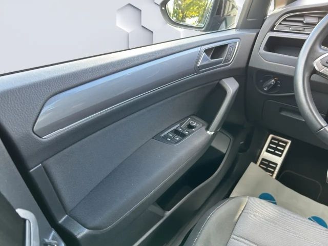 Volkswagen Touran 1.5 TSI DSG Highline