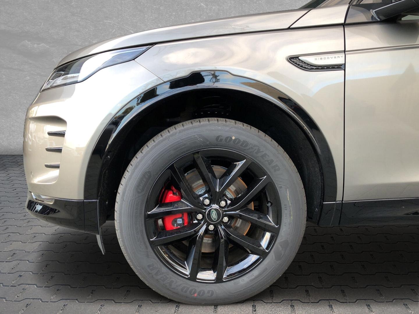 Land Rover Discovery Sport P300e SE