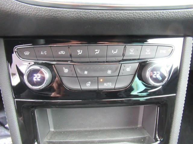 Opel Astra Sports Tourer Ultimate