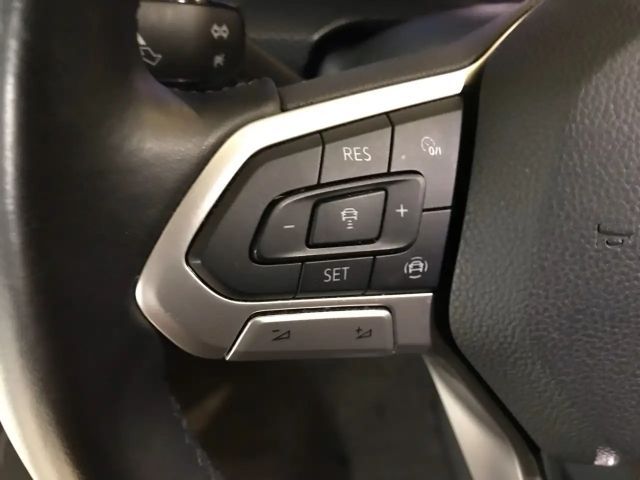 Volkswagen Golf 1.5 TSI Golf VIII