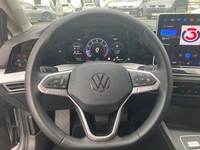 Volkswagen Golf Business DSG Variant