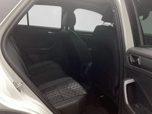 Volkswagen T-Roc 1.5 TSI DSG IQ.Drive R-Line