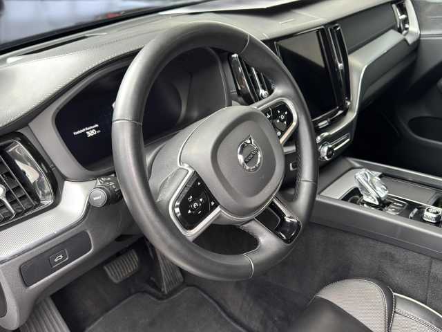 Volvo XC60 XC60 Navi LED Klima Standhzg Einparkhilfe el. Fenster