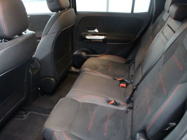 Mercedes-Benz EQB 350 4MATIC AMG Line