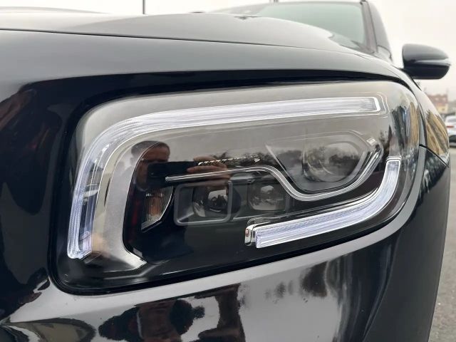 Mercedes-Benz GLB 200 4MATIC