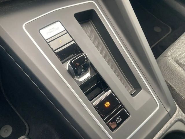 Volkswagen Golf 2.0 TDI DSG Life Variant