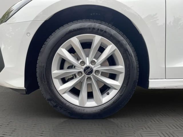 Audi A3 30 TFSI Sedan