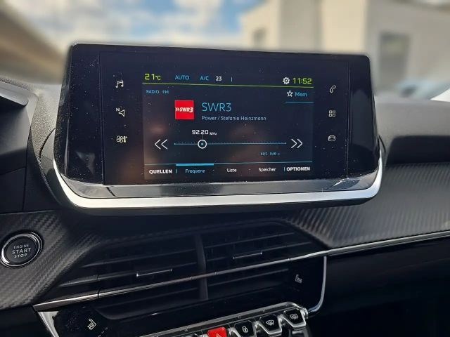 Peugeot E-2008 Allure Pack