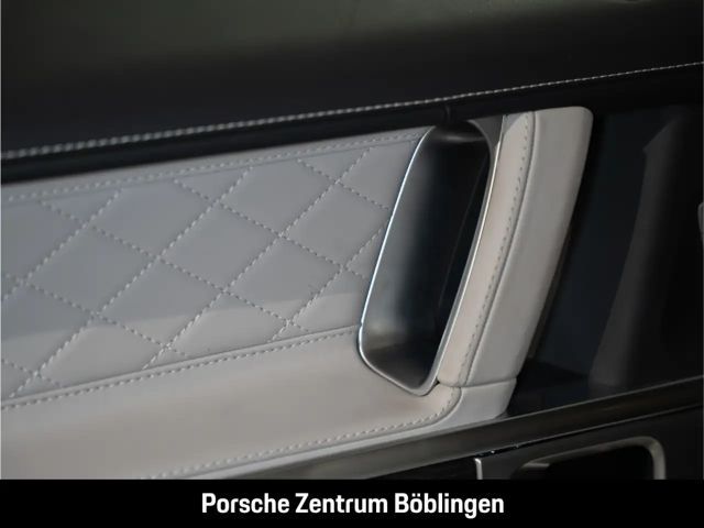Mercedes-Benz G-Klasse -Modell Station 500 Final Edition White MULTIBEAM