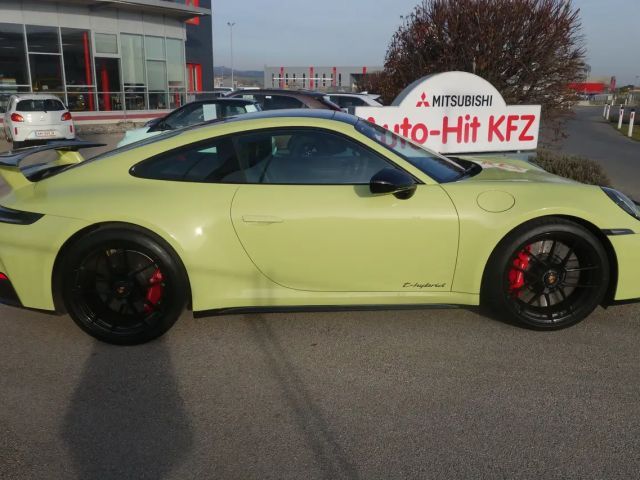Porsche 992 Carrera Coupé GTS Turbo