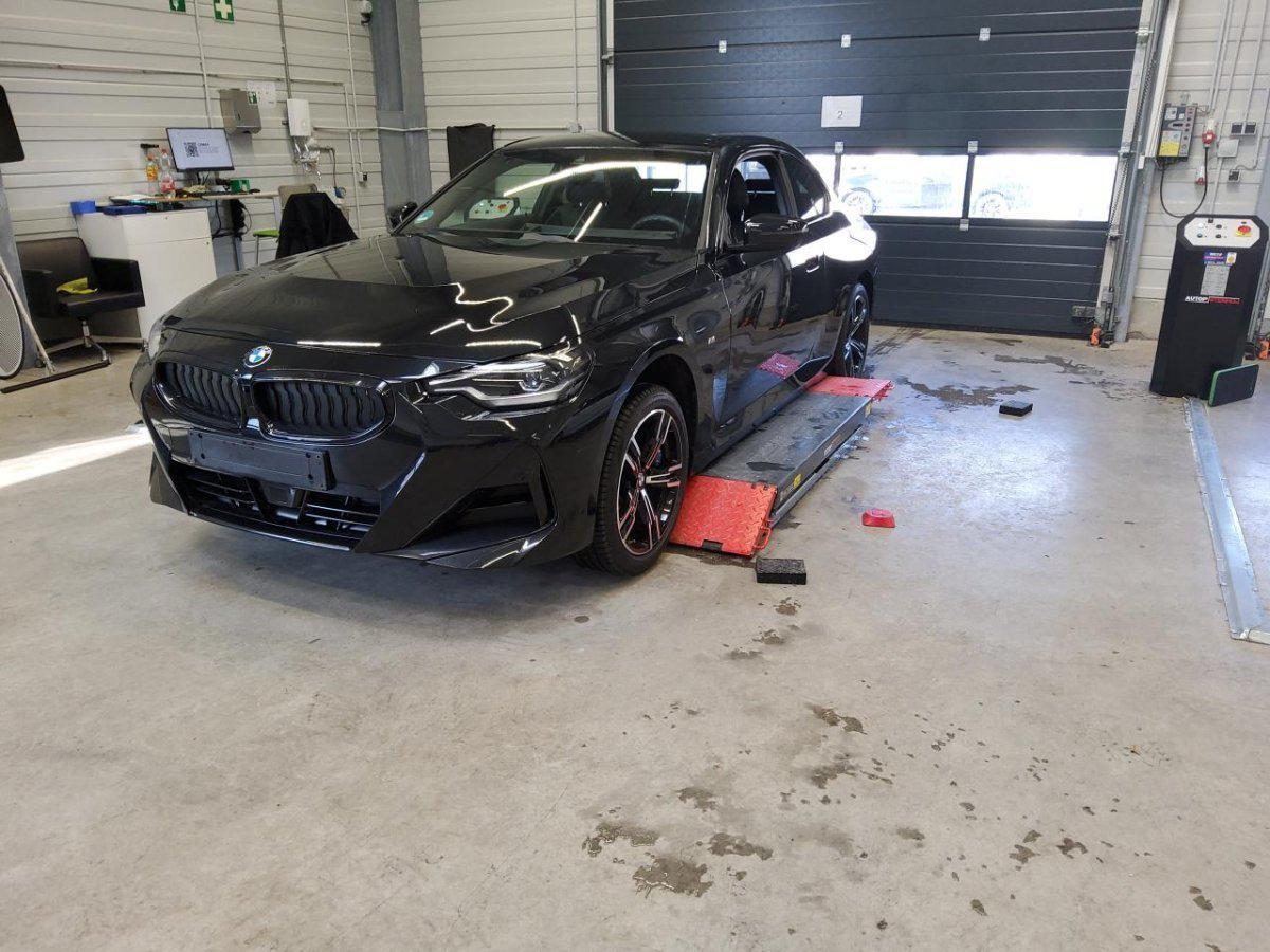 BMW 220 220i Coupé M-Sport