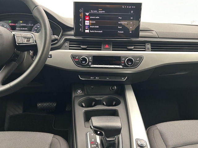 Audi A4 35 TFSI Avant S-Tronic