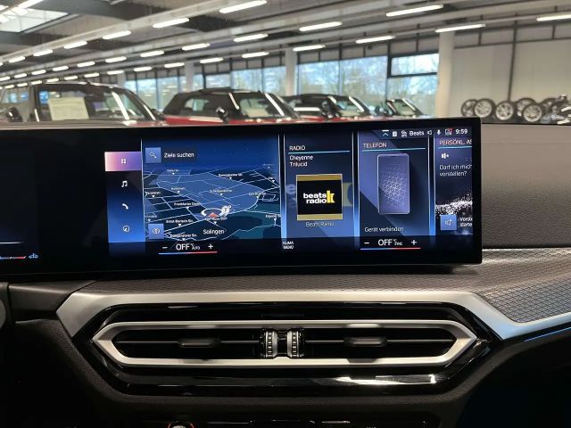 BMW 330 330d M-Sport Sedan