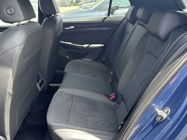 Volkswagen Golf 1.5 eTSI DSG