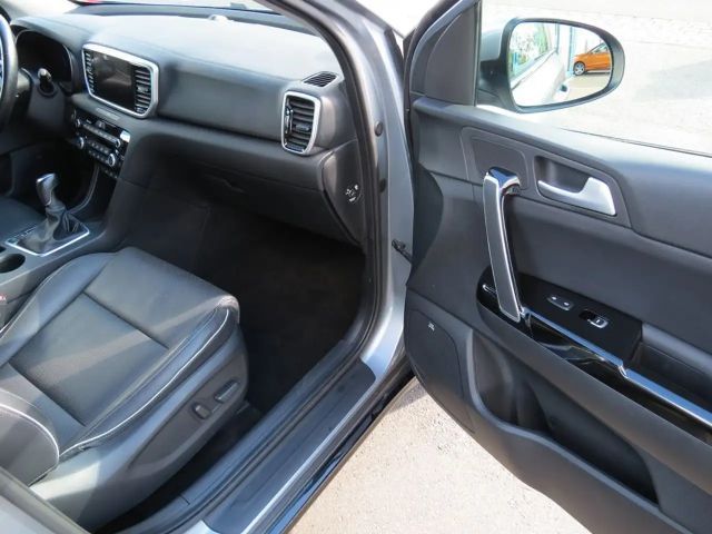 Kia Sportage Black Edition LED Nav Kam, Garantie bis 2028