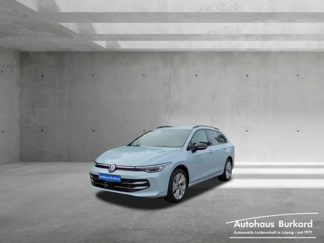 Volkswagen Golf 1.5 eTSI DSG