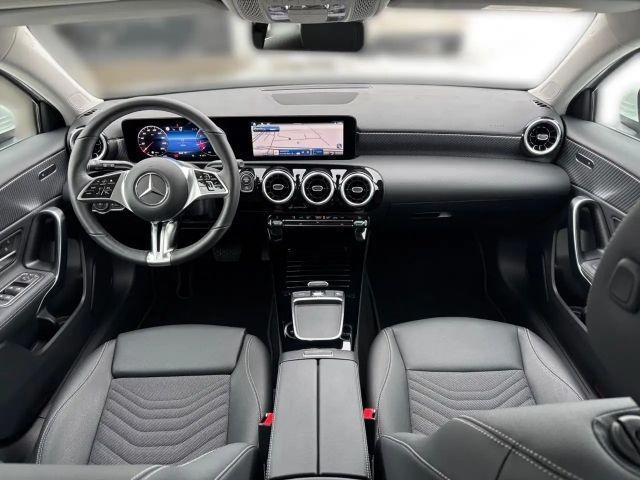 Mercedes-Benz A 180 Progressive