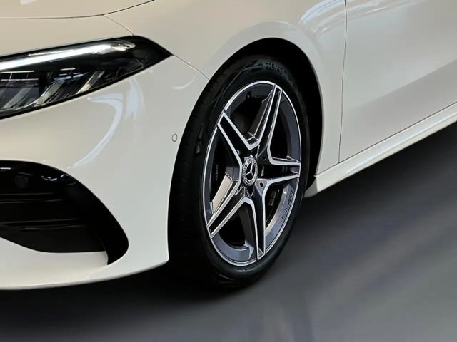 Mercedes-Benz A 200 AMG Line