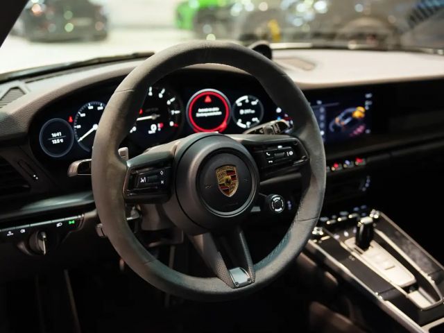 Porsche 911 Carrera Coupé GTS