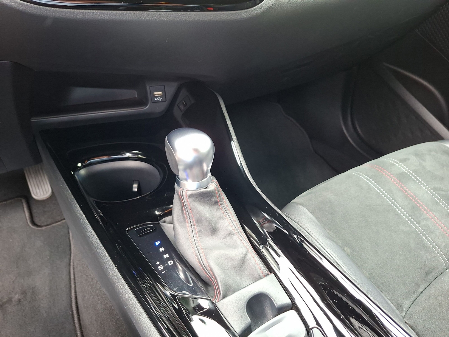 Toyota C-HR 5-deurs GR