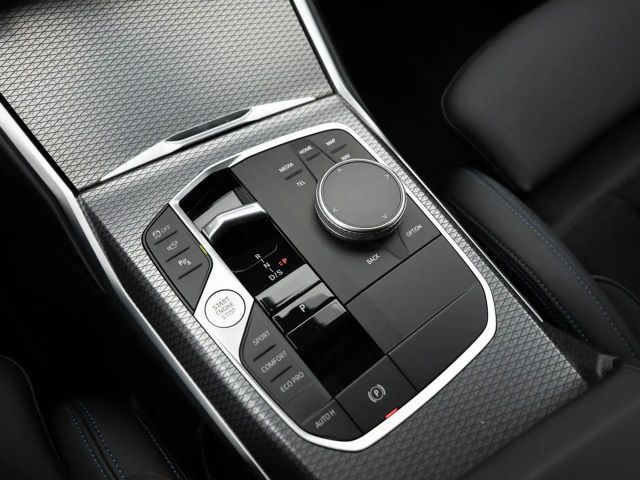 BMW 320 320d M-Sport Touring xDrive