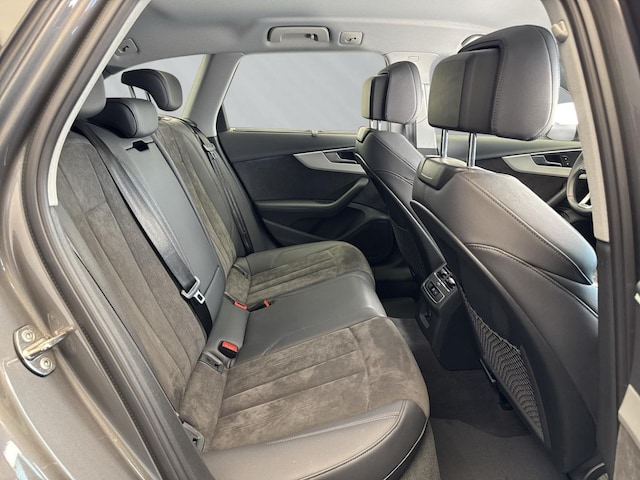 Audi A4 40 TFSI Avant S-Tronic