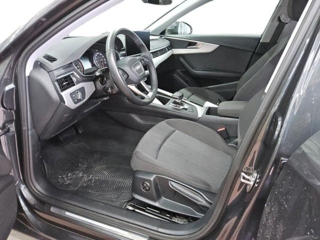 Audi A4 30 TDI Avant S-Tronic