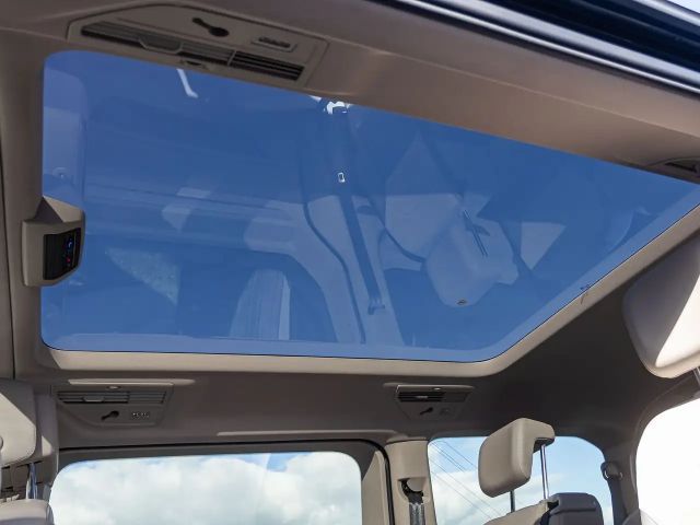 Volkswagen Multivan 2.0 TDI Lang Life T7