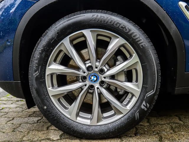 BMW X3 xDrive30e